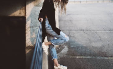 7 Wardrobe Essentials That Will Breathe Life Into Your Spring Closet