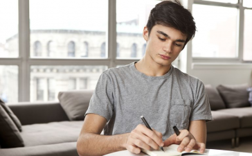 3 Best Tips For Writing A College Admissions Essay