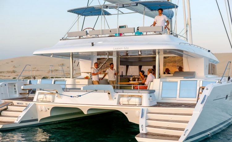 5 Things To Consider When Renting A Luxurious Yacht In Dubai